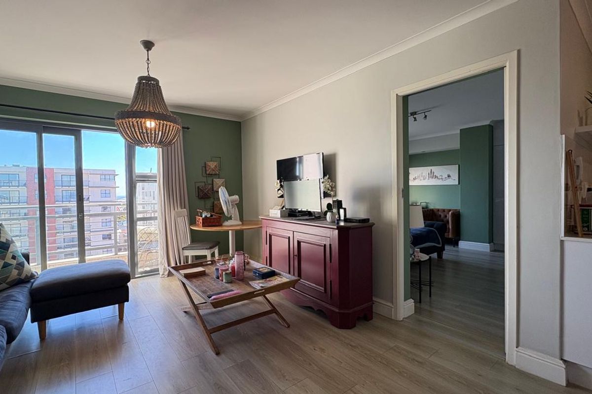 Furnished Two bedroom Apartment - The Paragon, Observatory - Photo 5