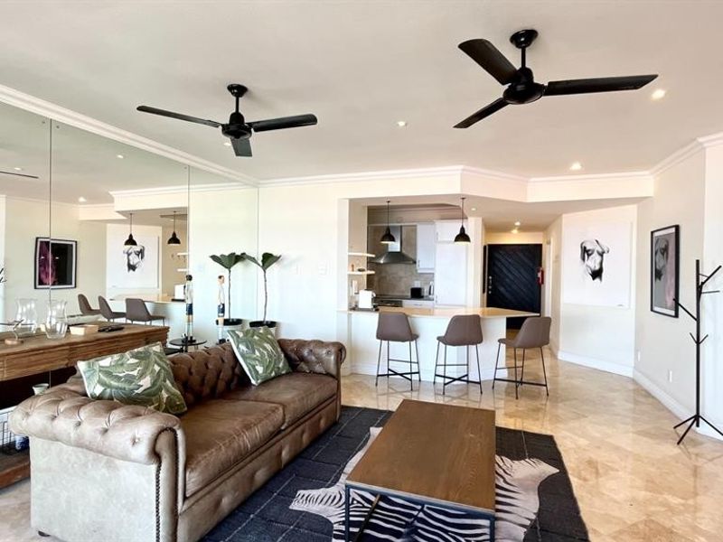 Umhlanga Sea View Two Bed Apartment - Photo 3