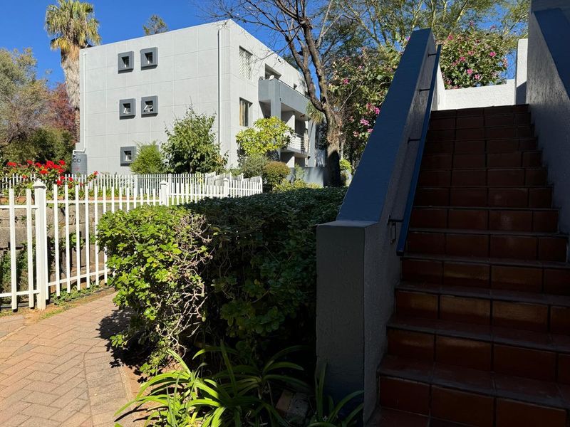 Luxury and comfort at an affordable prie - Photo 2