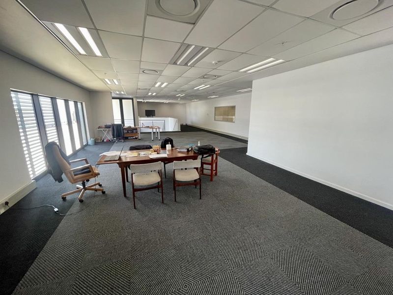 Hendra Estates -1603sqm A-Grade Mini Factory To Let - Mount Edgecombe - Photo 8