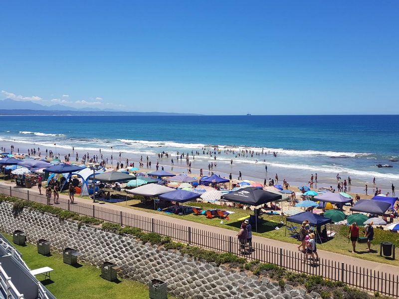 Sun, see and sand  -       Perfect beachfront location - Photo 8