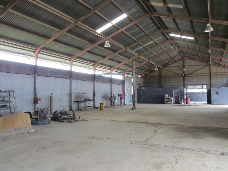 Industrial Property  & Warehouse - Photo 5