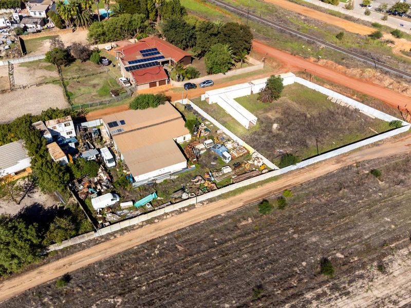 Create your dream off-the-grid home on this spacious rural property in the highly sought-after Joostenbergvlakte - Photo 3
