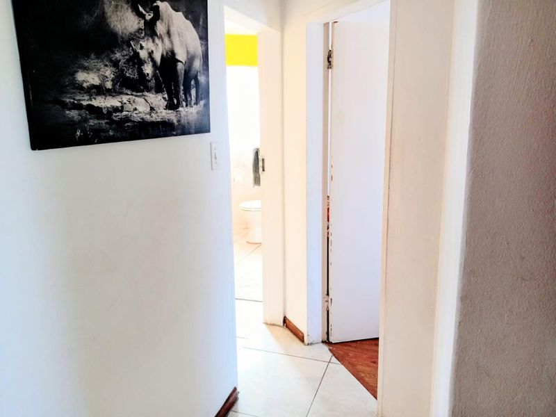 2 Bedroom Townhouse for Sale in Dorandia - Photo 4