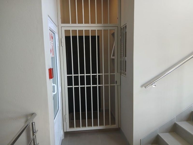 NOT TO BE MISSED – 3-bedroom apartment with sea view in secured complex - Photo 9