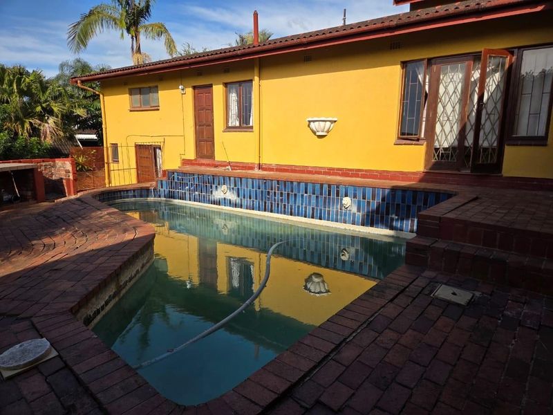 5 Bedroom House for sale in Malvern - Photo 3