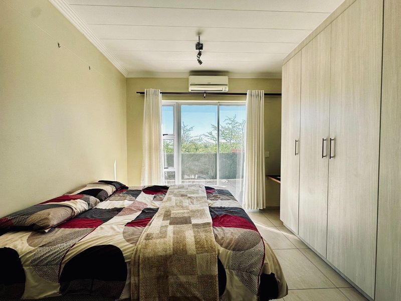 2 Bedroom Apartment TO LET in Kleine Kuppe - Photo 4