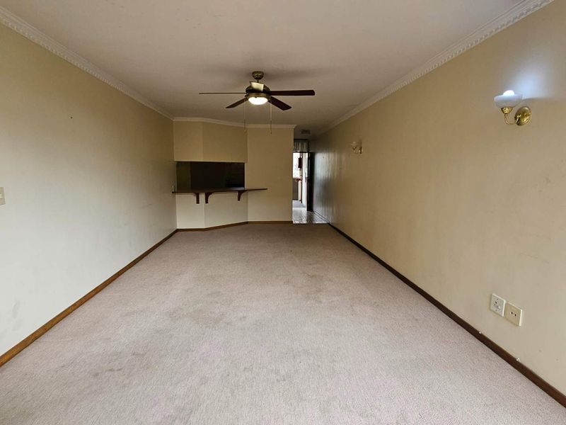 Spacious 1-Bedroom Flat in Exclusive 50+ Community - Photo 8