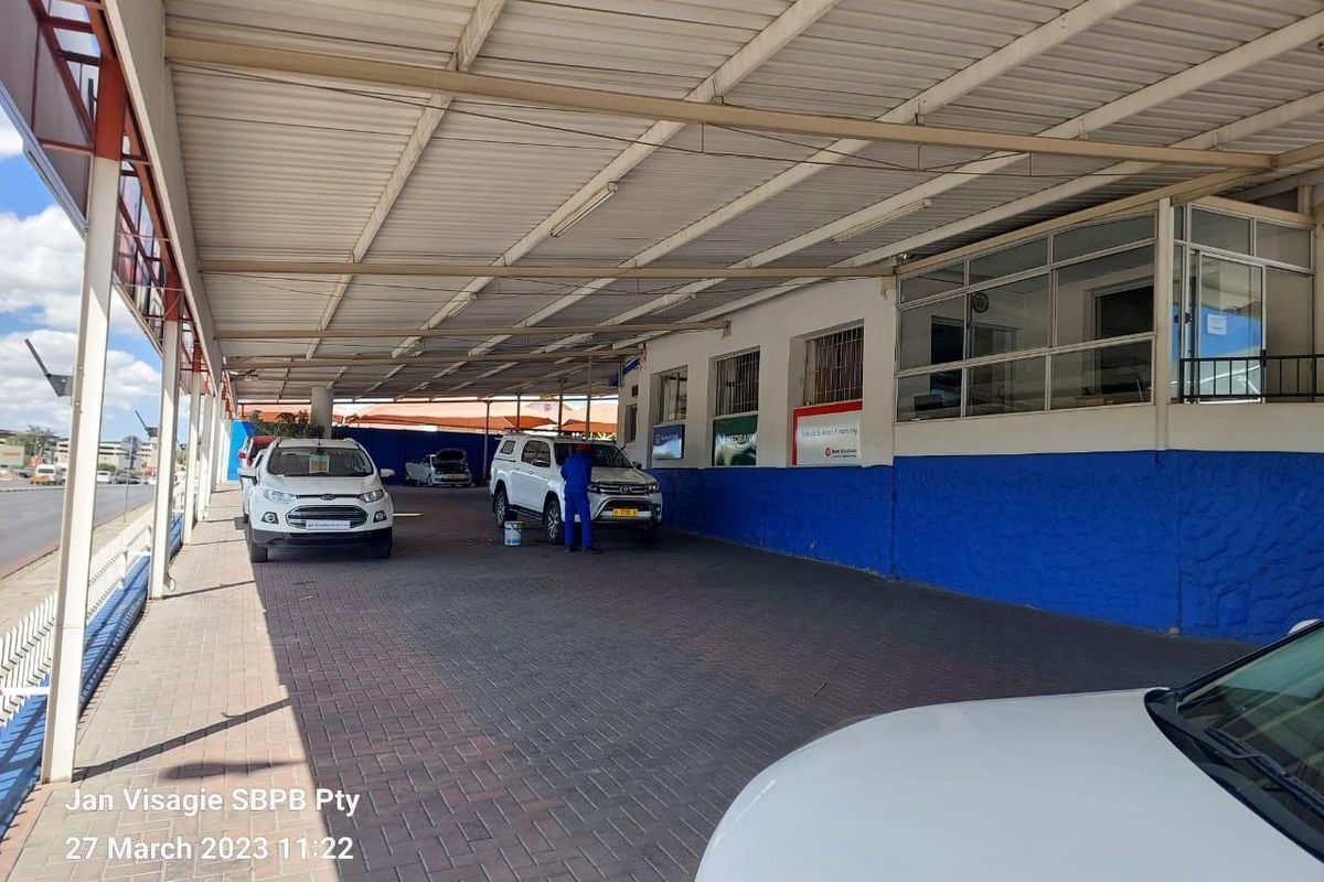 FOR SALE - Prime Location next to Hosea Kutako Drive - Photo 2