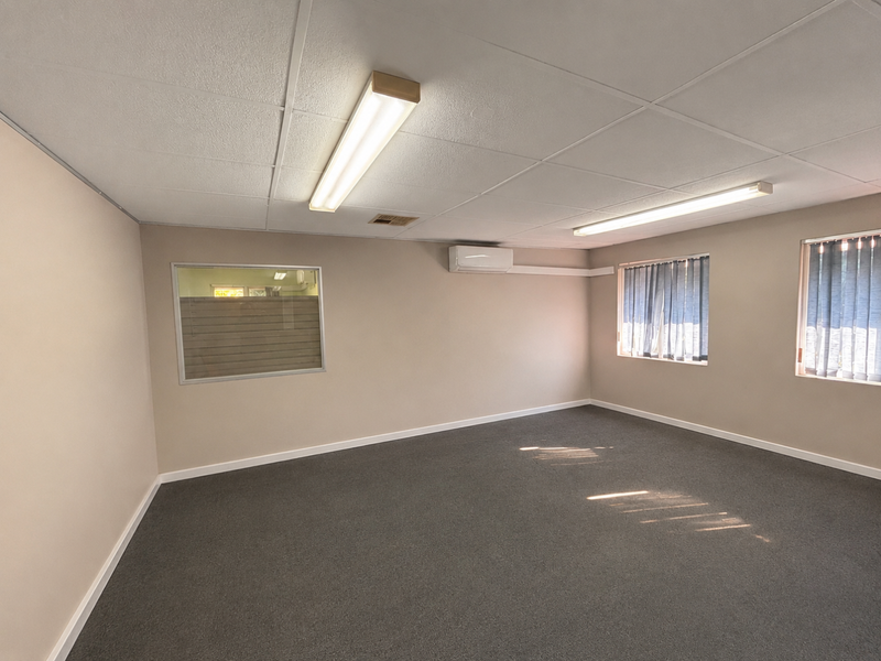Prime Secure Office Space To Let – Hillcrest - Photo 9