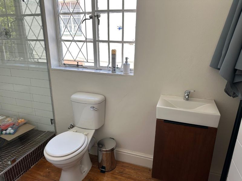 House + Flat - Photo 9