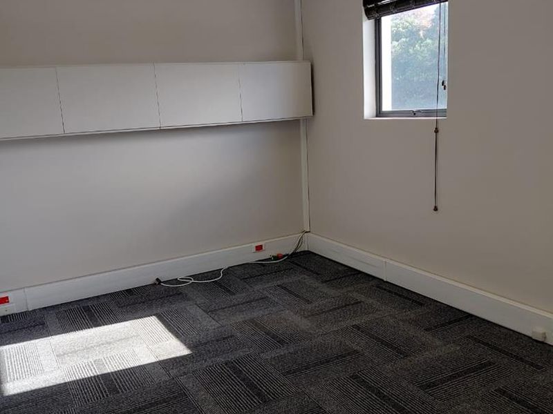 COMMERCIAL PROPERTY TO RENT IN HOWICK NORTH - Photo 6