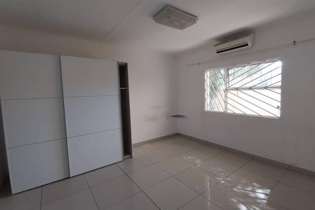 🏡✨ "Elevate Your Lifestyle in Eros!" ✨🏡 - Photo 3