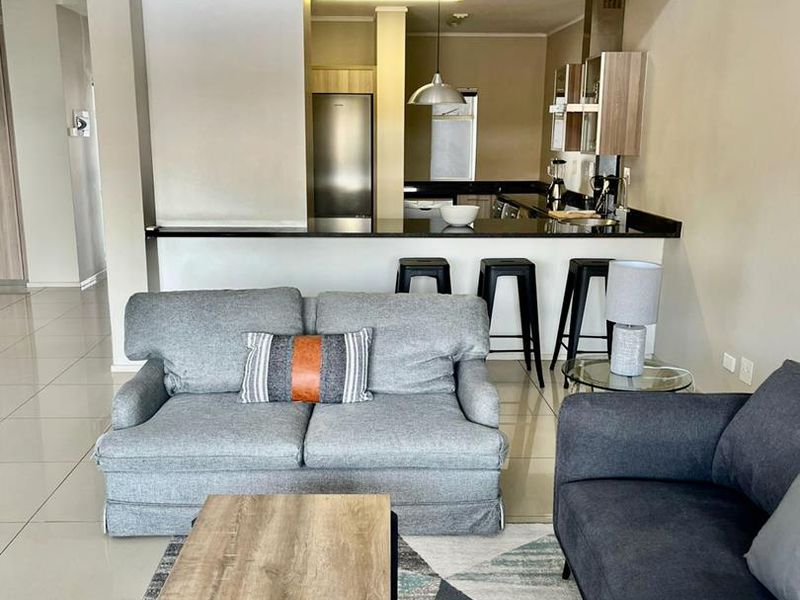 FURNISHED 3 Bedroom Apartment in OAKLANDS - Photo 4