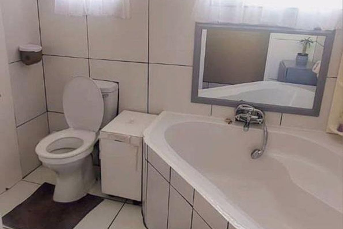 Free standing House FOR SALE - Photo 2