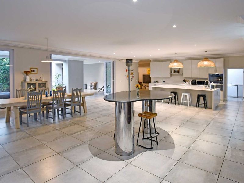 Bryanston Beauty - Photo 8
