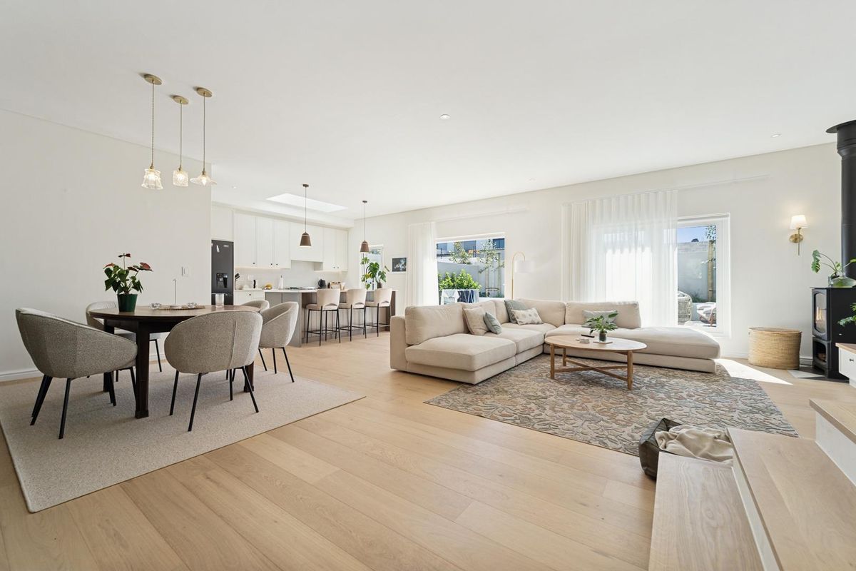 Modern Elegance Meets Effortless Living Brand-New 4-Bedroom Home – in the new Estate, Sandelwood, SandownCape Town HOME STILL TO BE BUILT – VAT INCLUDED / NO TR - Photo 3