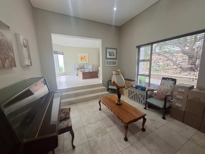 Modern Family Home in a Garden Oasis - Photo 10