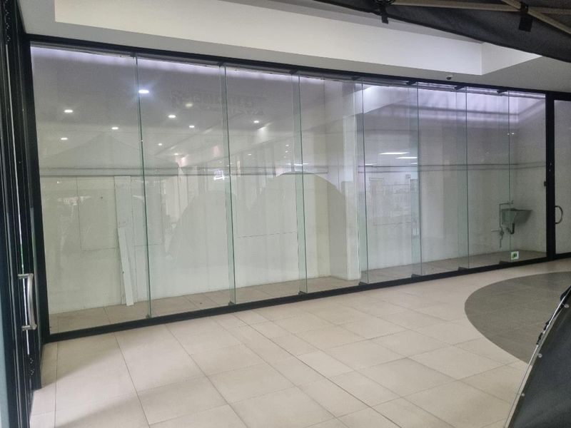 SHOP FRONT/KIOSK/ - Photo 2