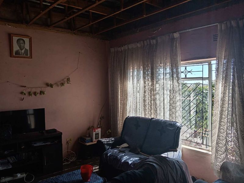 A specious house for sale - Photo 9