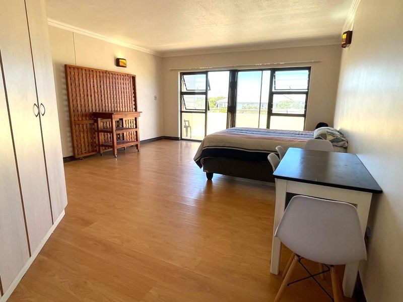 Diaz Beach Living - Photo 8