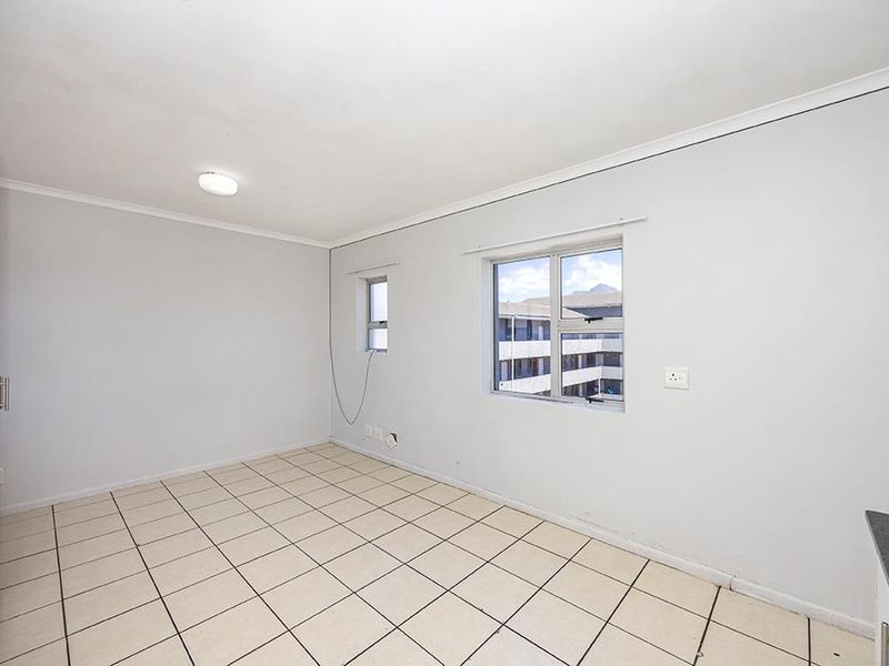 Studio Living with 24-Hour Security & Secure Parking in The Square on Tenth - Photo 5