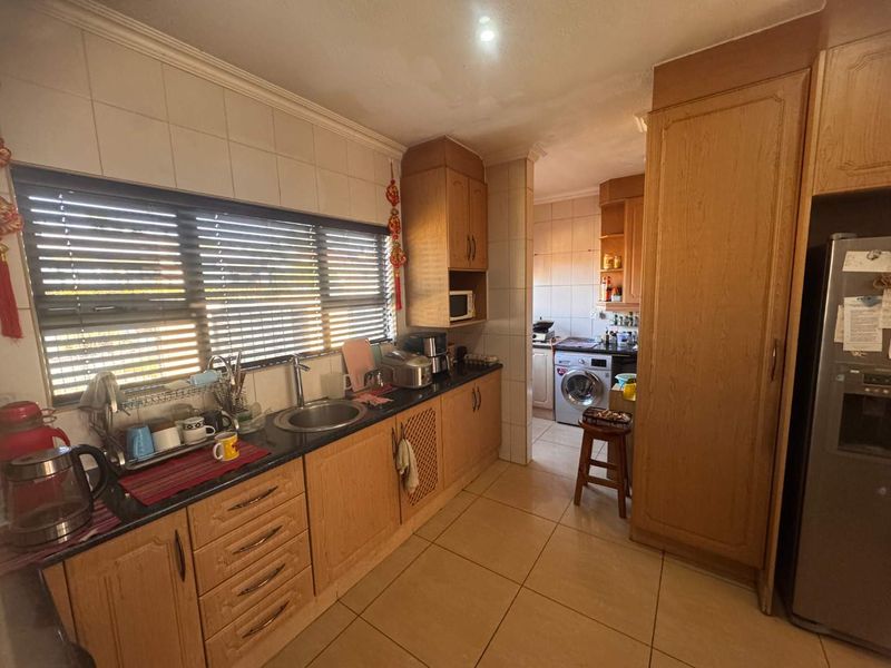 Huge Double Story Home for Sale - Photo 8