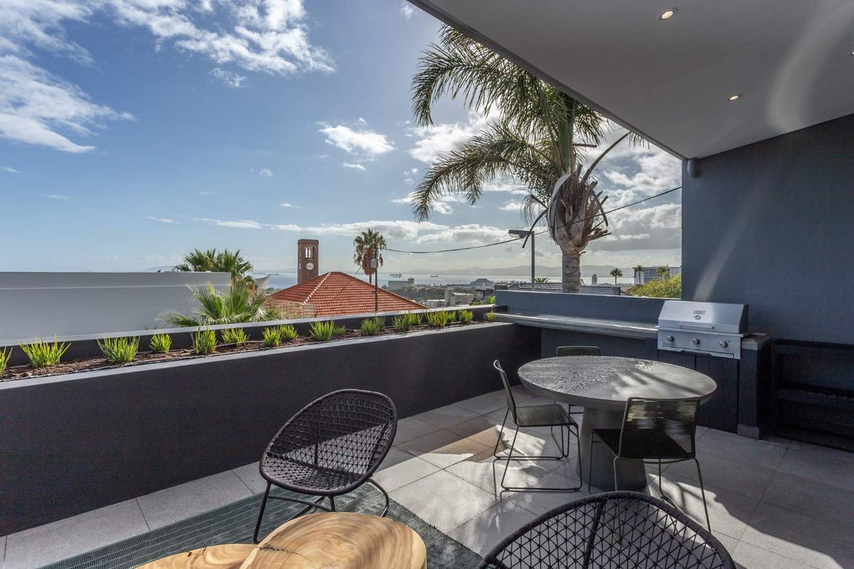 Most breathtaking ocean-views and tranquility meet in this secure environment! - Photo 2