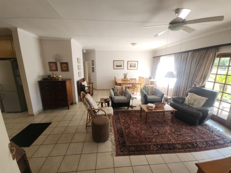2 BEDROOM TOWNHOUSE FOR SALE IN A RETIREMENT VILLAGE ANNLIN PRETORIA - Photo 8