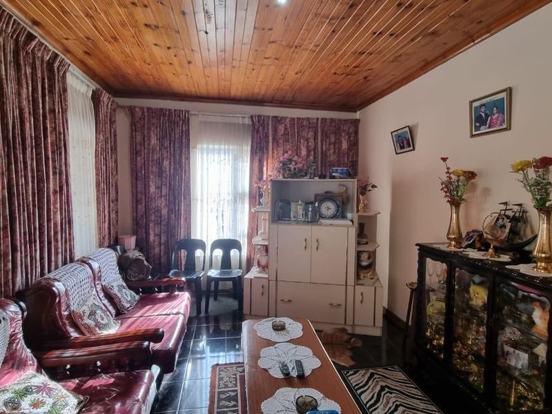 4 Bedroom House for sale Shallcross - Photo 8