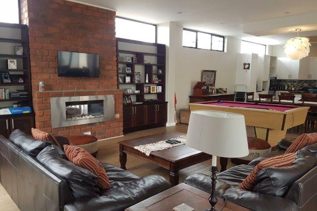 5 Bedroom House For Sale in Walvis Bay, North Meersig - Photo 3