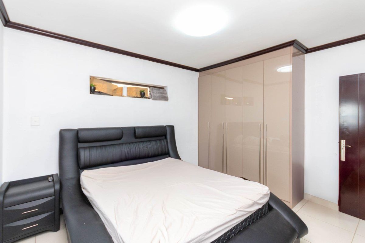 Apartment Close To Amenities - Photo 2