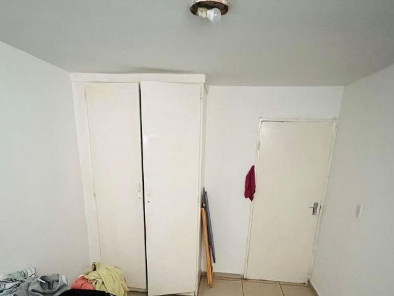 Your great investment in South Beach! Well-maintained building with good management  - Close to amenities, including shops, restaurants, and public transport - Photo 9