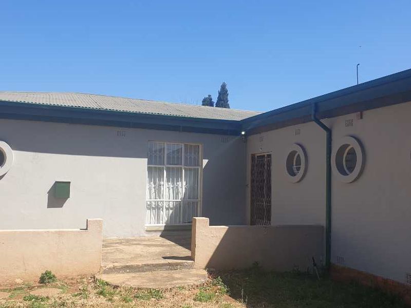 Fixer-Upper Opportunity in Western Extension, Benoni - Perfect for Investors or DIY Enthusiasts - Photo 2