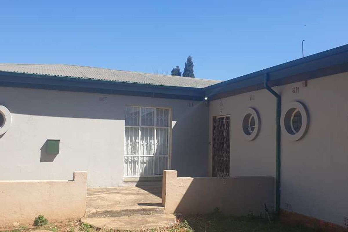 Fixer-Upper Opportunity in Western Extension, Benoni - Perfect for Investors or DIY Enthusiasts - Photo 2