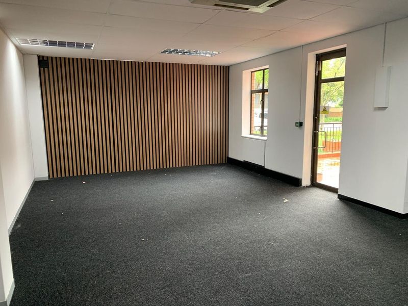 671m2 Morningside Sandton Office To Let - Photo 9