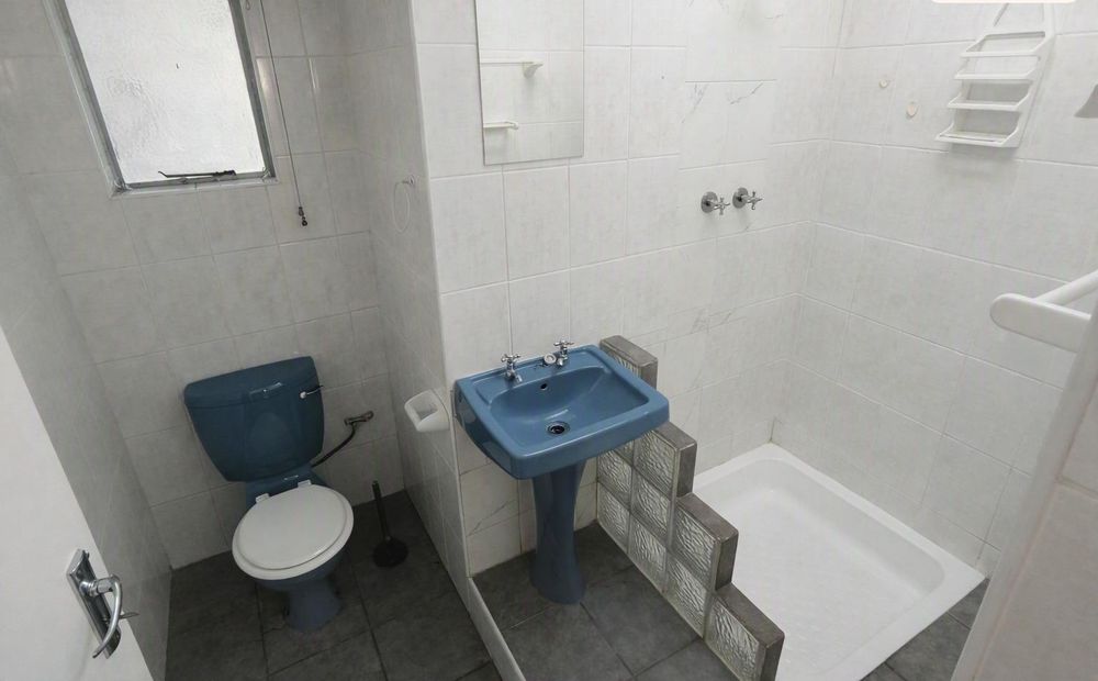 Granny flat- bathroom 2