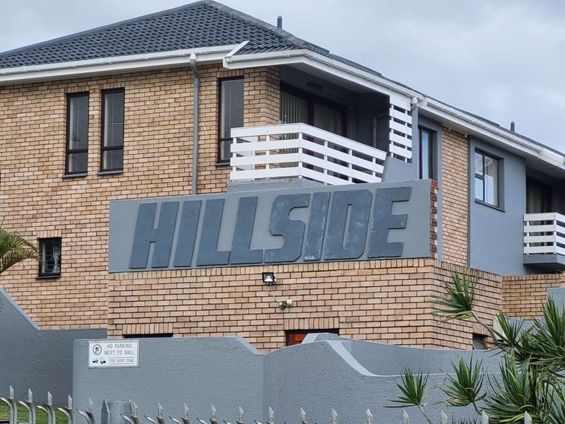 This property offers sophistication, comfort and safety in one of the most sought- after areas. - Photo 9