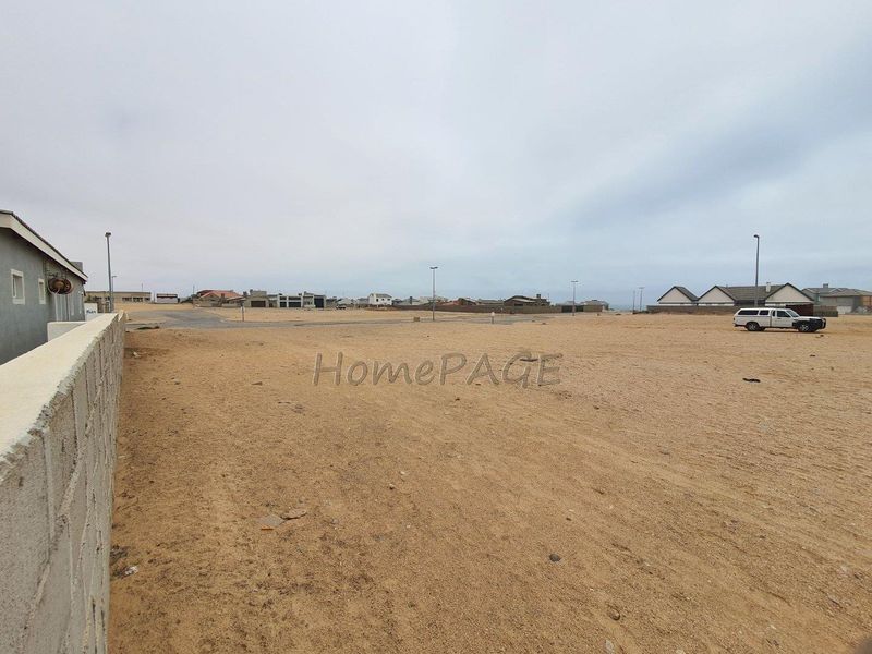 Ext 12, Henties Bay:  Corner plot on Winston Street is for Sale - Photo 4
