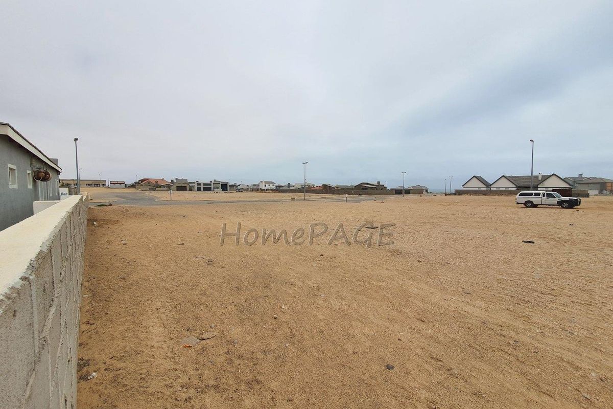 Ext 12, Henties Bay:  Corner plot on Winston Street is for Sale - Photo 4