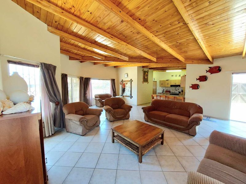 Niemann's Self Catering Family Home - Photo 2