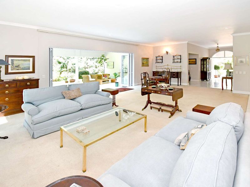 Luxury living within a secure Bryanston enclosure - Photo 8