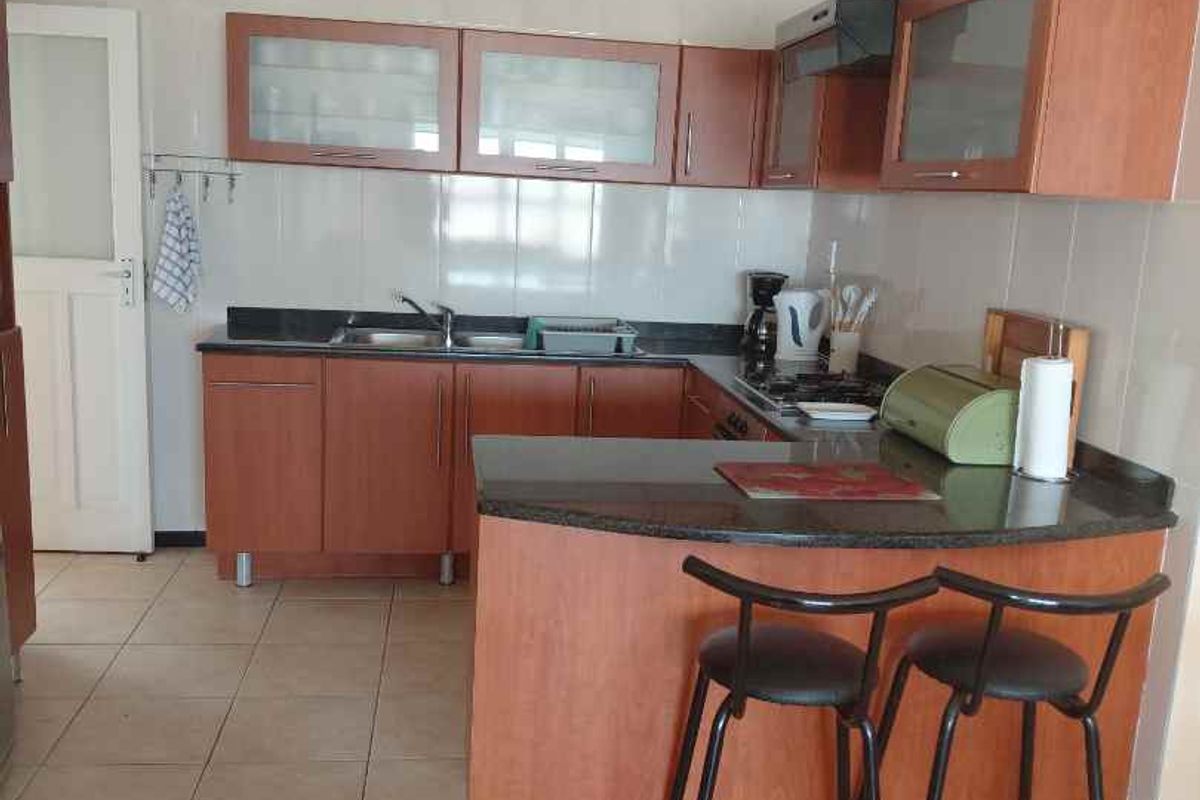 New Release! Wake up to the sound of the waves and walk through the gate onto the beach - Photo 4