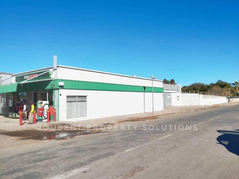 EXCEPTIONAL BUSINESS PROPERTY FOR SALE IN MARIENTAL - NAMIBIA - Photo 7