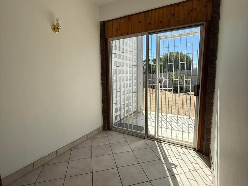 Klein Windhoek- For Sale- N$890 000 - Photo 6