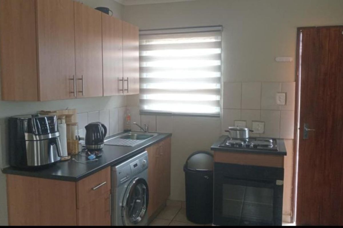 3-bedroom house for Rent - Photo 5