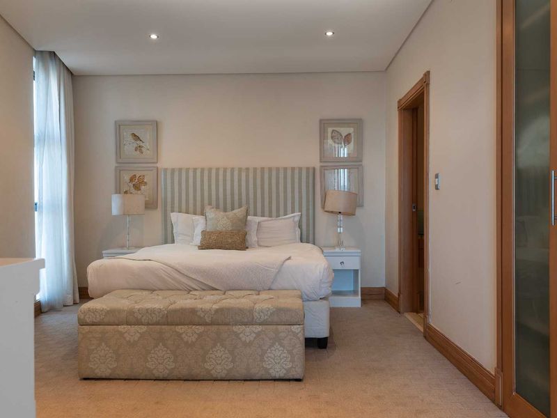 1 BEDROOM | 1.5 BATHROOM - Photo 4