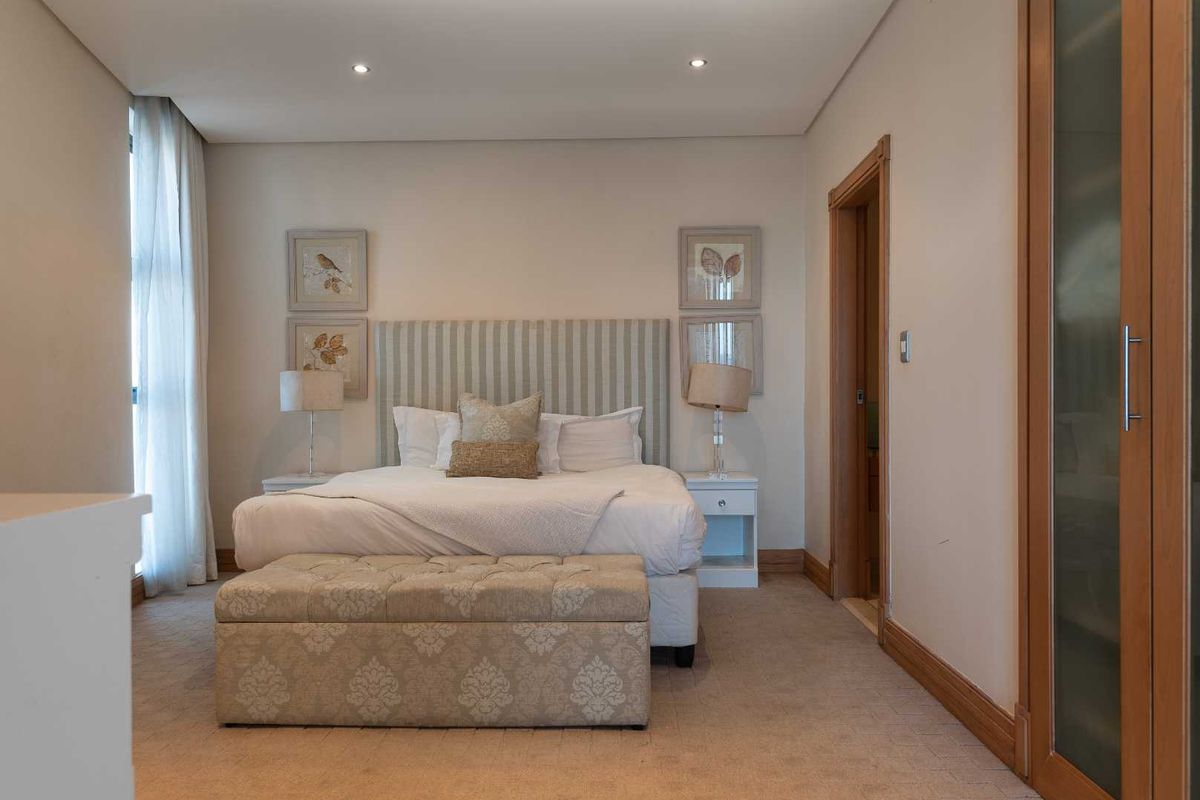 1 BEDROOM | 1.5 BATHROOM - Photo 4