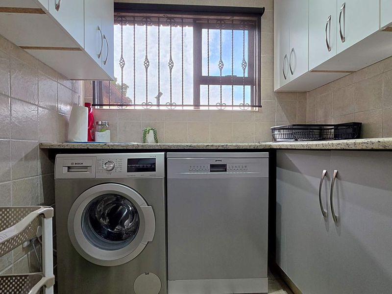 3 Bedroom Cluster in New Redruth - Photo 10