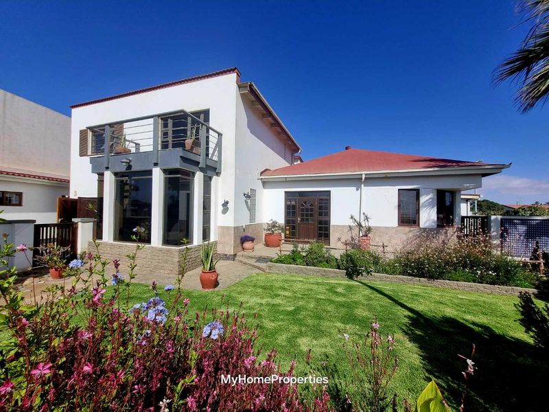 5 bedroom house for sale in Vineta North (Namibia) | 5-Zimmer Haus zu verkaufen in Vineta Nord, Swakopmund, Namibia - Photo 2